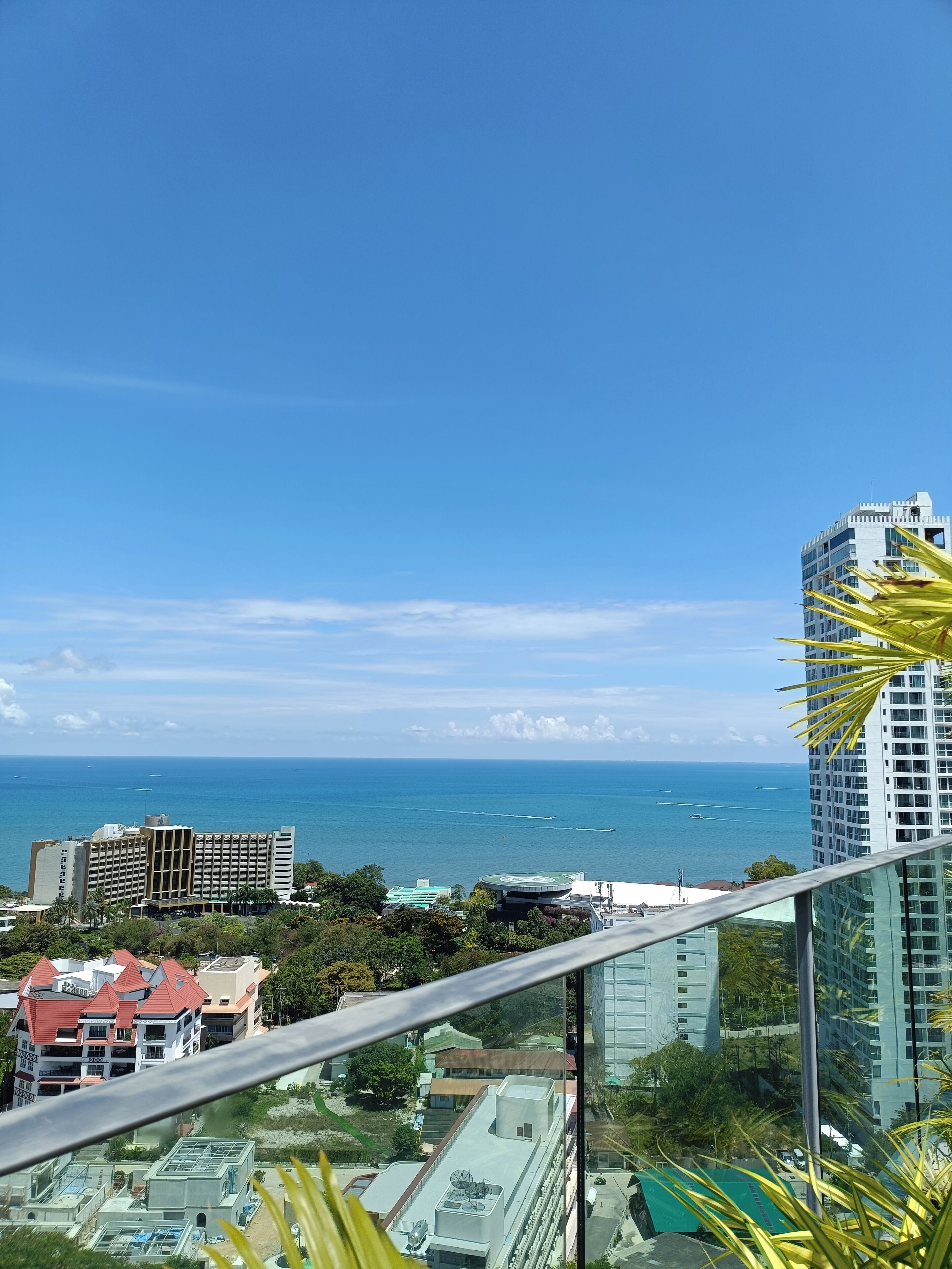 Leilighet, flere soverom, tilgjengelighetstilpasset, røyk | Balkong