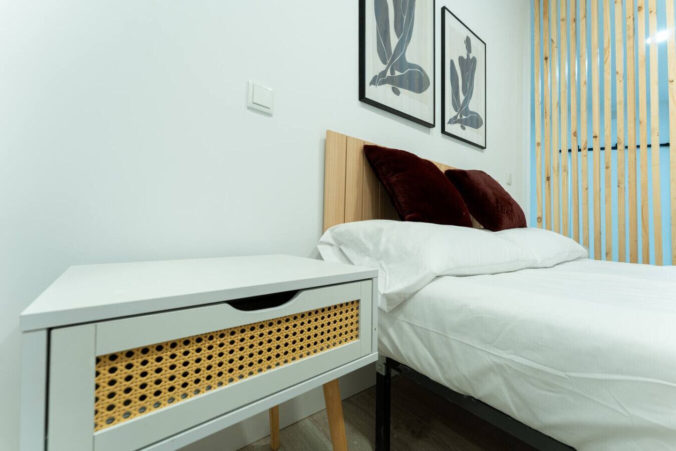 Schreibtisch, WLAN, Bettwäsche