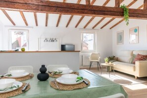 Interior - el atico del rio de la pila (Santander)