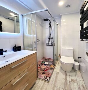 Hair dryer - 3 rooms apartment close beach (Santander)