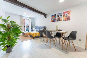 Interior - El sol apartment en calle del sol (Santander)