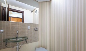 Bathroom - Apt w/ Gourmet Balcony Oceanfront Rkr0502 (Itapema)