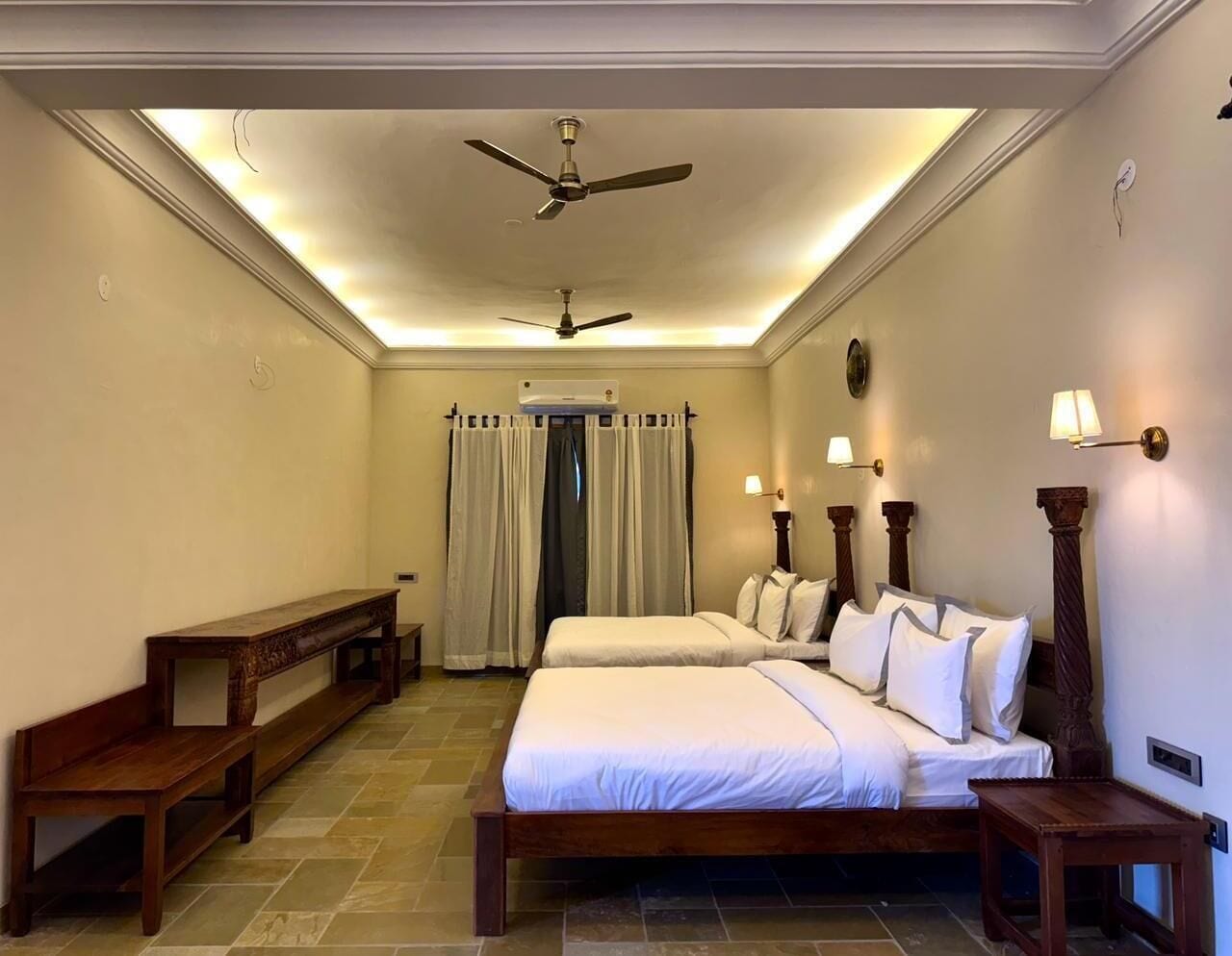 Phòng đôi Deluxe, quang cảnh vườn | Bàn, truy cập Internet không dây miễn phí 