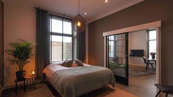 Fer et planche Ă repasser, Wi-Fi, draps fournis