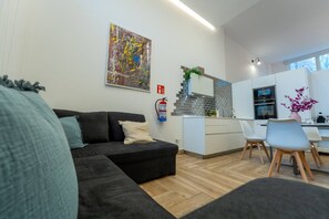 TV - Apartamento “El Sardi” (Santander)