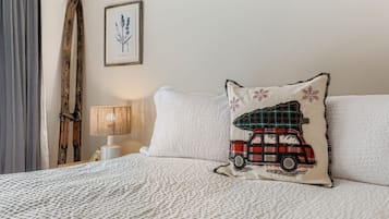 Condo, 1 Bedroom | 1 bedroom, free WiFi