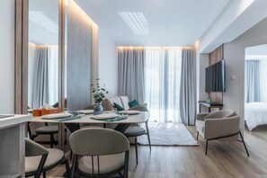 Fer et planche à repasser, Wi-Fi, draps fournis