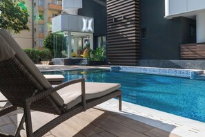 Pool - Elegant 1BR Suite w/ Balcony & Queen Bed – Germasogeia Tourist Area, Limassol (Germasogeia)