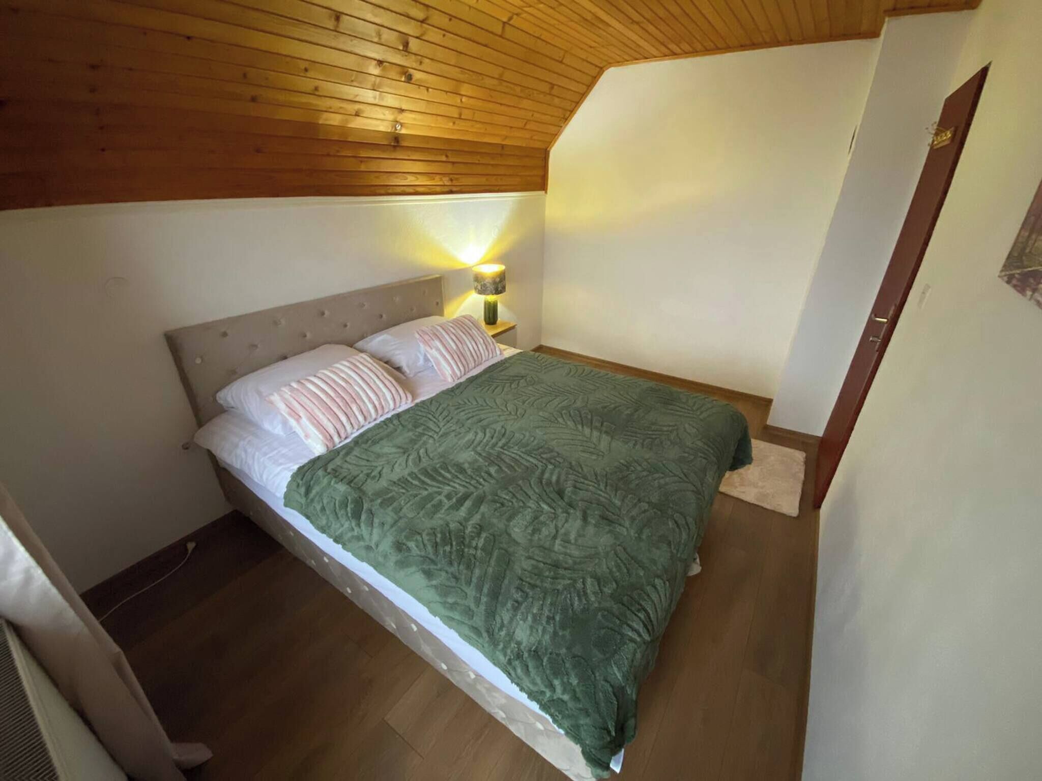 4 bedrooms