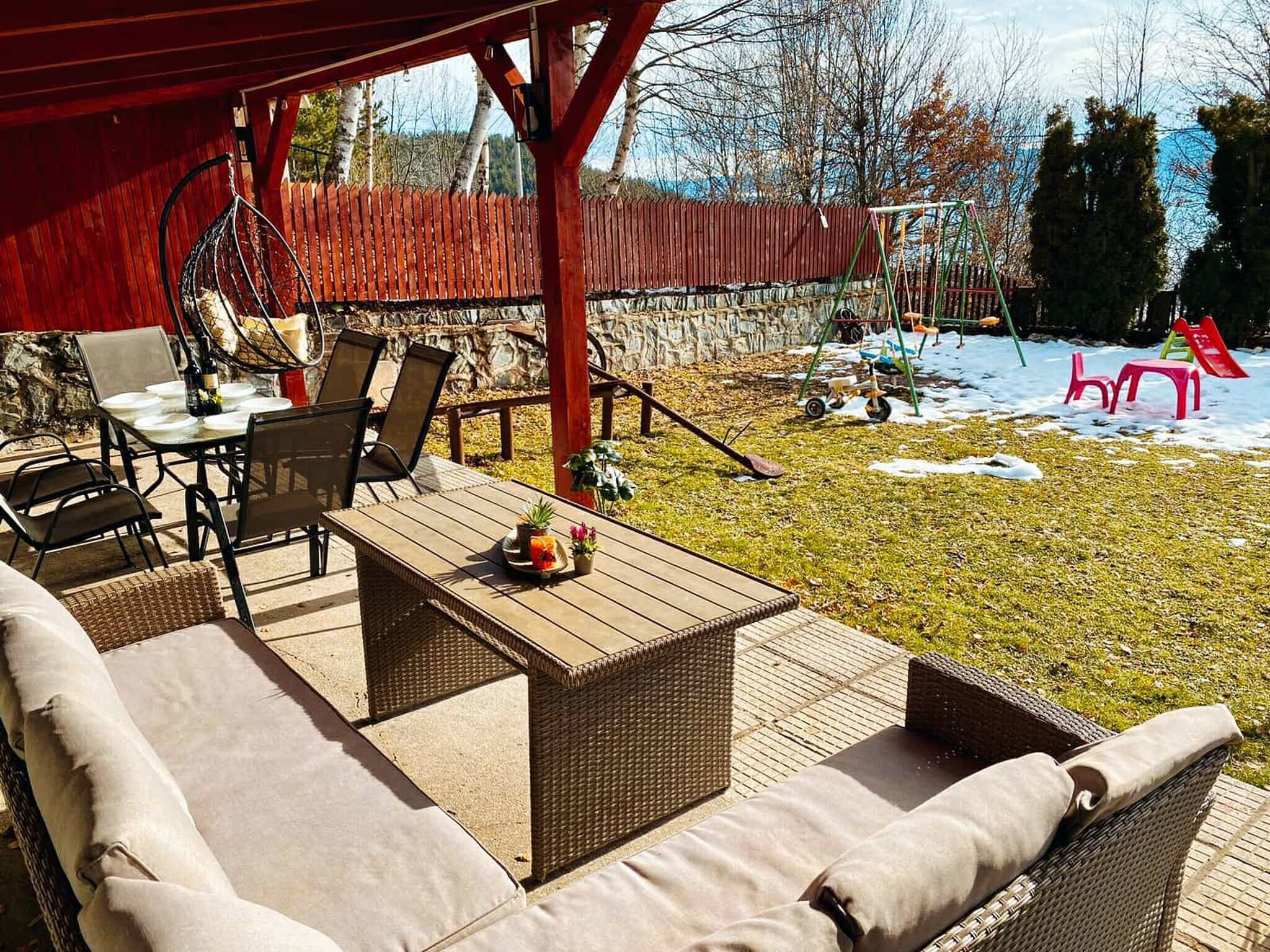 Nhà, 4 phòng ngủ, hút thuốc, ban công | Khu ẩm thực ngoài trời