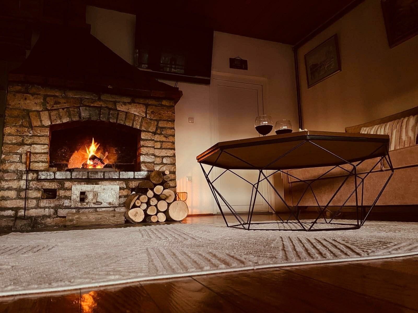 House, 4 Bedrooms, Smoking, Balcony | Interior