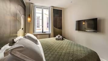 Fer et planche Ă repasser, Wi-Fi, draps fournis