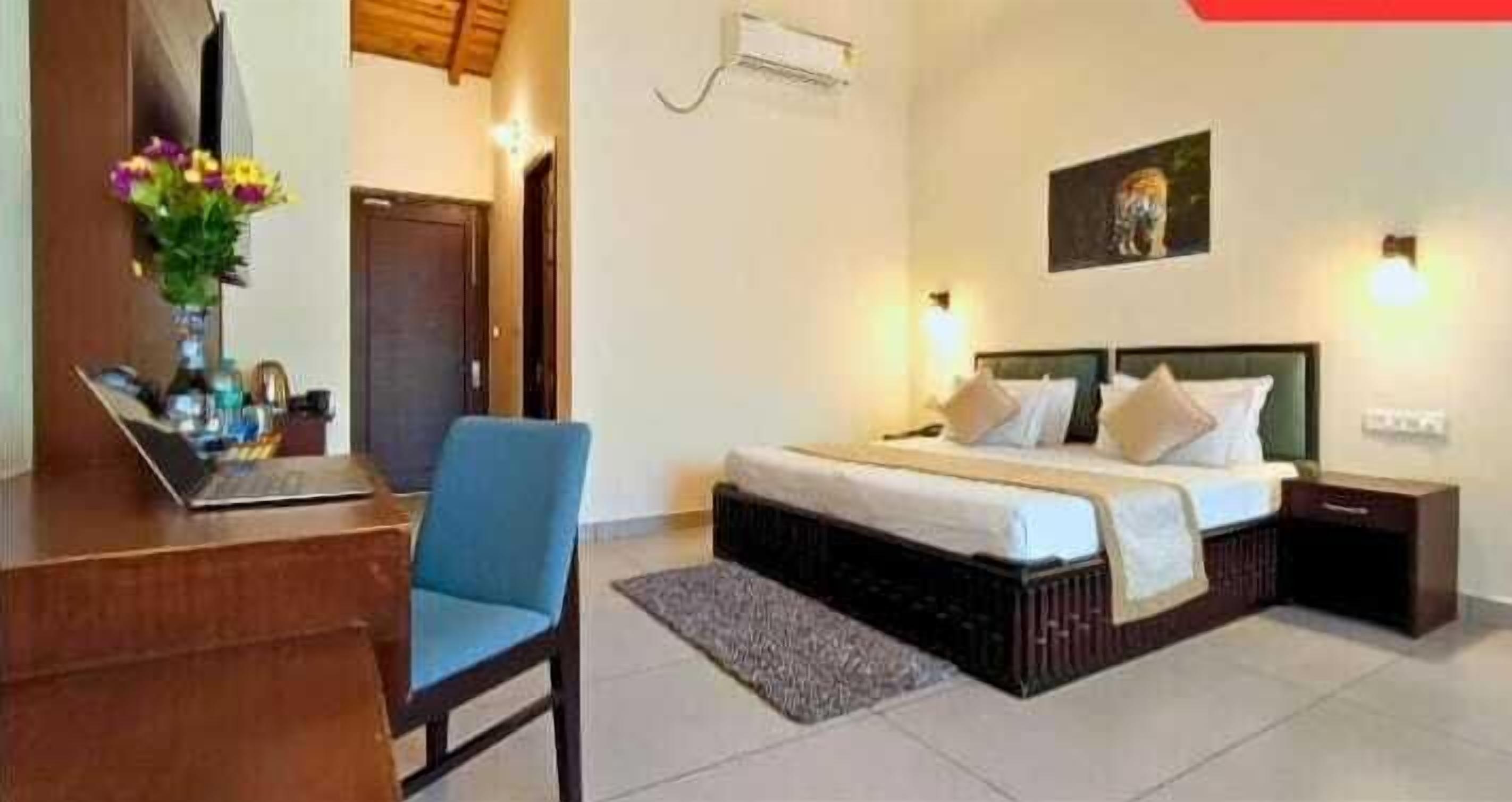 Superior Room | Desk, laptop workspace, iron/ironing board, free WiFi