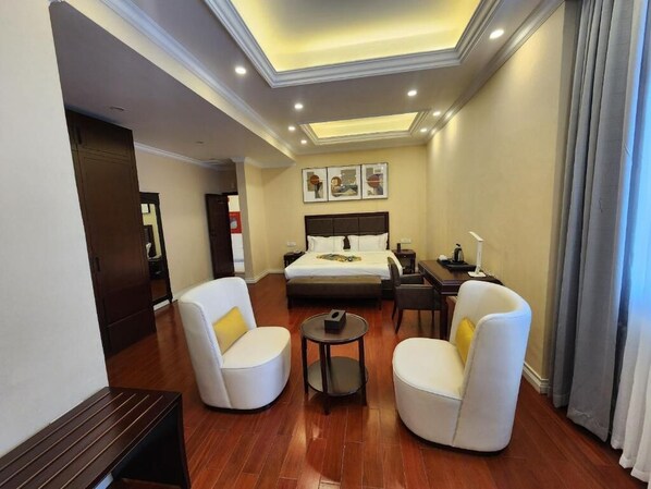 Deluxe Double Room, Balcony, City View