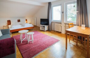 Appartement Confort, cuisine, vue ville | Vue de la chambre