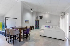 Smart TV 25 pulgadas con canales de televisión digitales