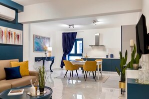 Televisión y oficina 