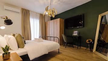 Fer et planche Ă repasser, Wi-Fi, draps fournis