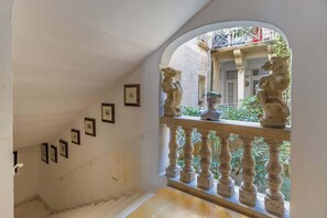 Interior - Palazzo San Pawl | Hompesh Suite (Valletta)