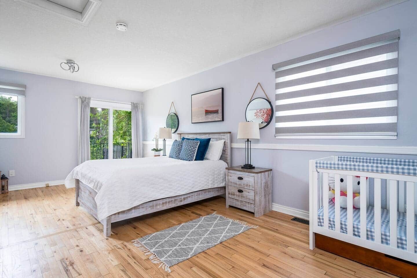 4 bedrooms, desk, iron/ironing board, free WiFi