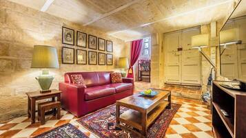 Televisión, oficina