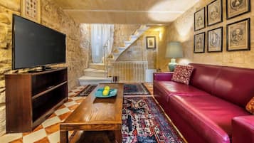 Televisión, oficina