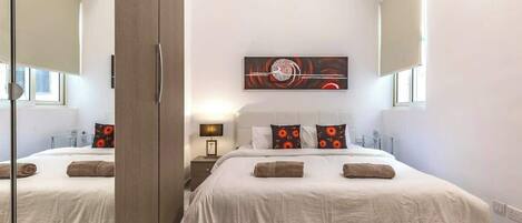 Iron/ironing board, travel cot, WiFi, bed sheets