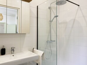 1 bedroom - Modern Studio 3 in Historic Abbey (Cadier en Keer)