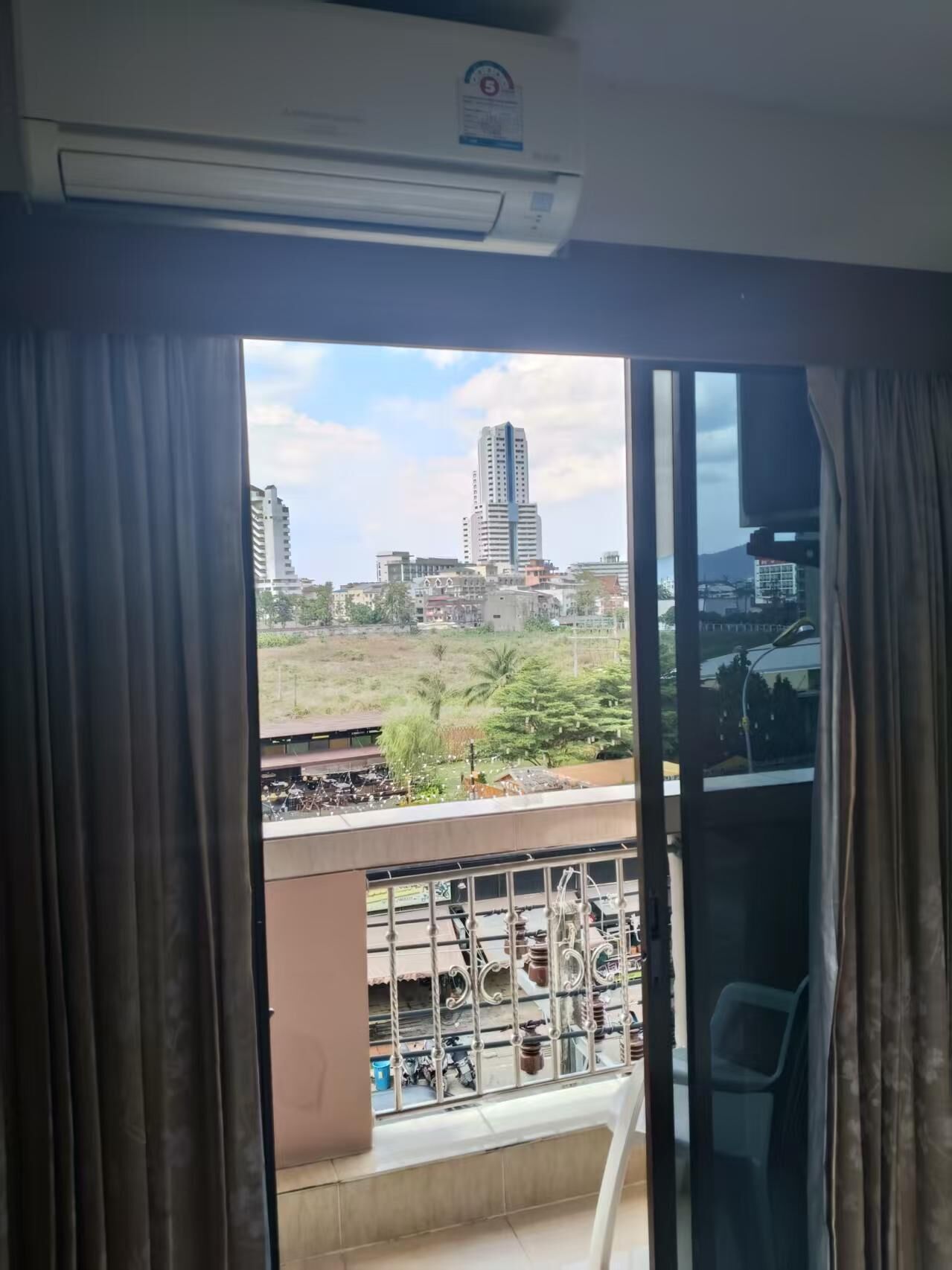 Comfort Double or Twin Room | Street view