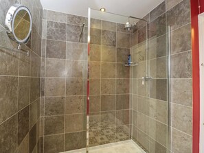 Shower - White House (Chipping Campden)
