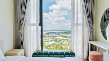 3 bedrooms, iron/ironing board, WiFi