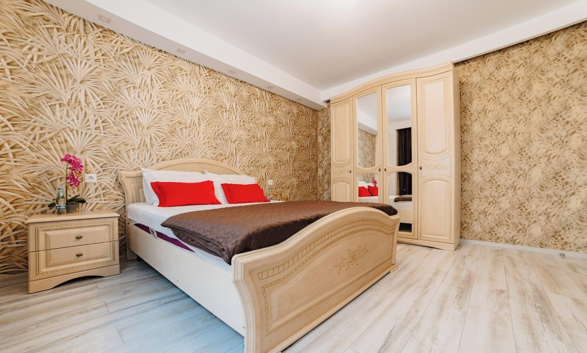 高級公寓, 露台, 地面 | 遮光窗簾/窗簾、隔音、熨斗/熨衫板、免費 Wi-Fi