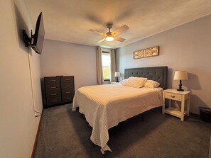 3 間睡房、書桌、可攜式嬰兒床、免費 Wi-Fi