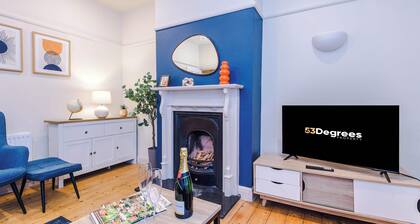 Charming City Centre 3 Bed Flat, High St Location!