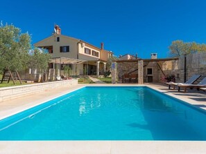 Pool - Villa Debora with private pool and backyard, Pet friendly (Vodnjan)