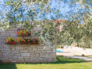 Property grounds - Villa Debora with private pool and backyard, Pet friendly (Vodnjan)