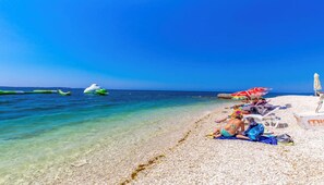 Beach - Villa Debora with private pool and backyard, Pet friendly (Vodnjan)