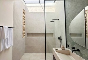 Shower, hair dryer, bidet, towels - Romantic Bingin 1BR Private Pool Villa • Walk to Cafés & Surf (Bali)