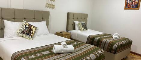 Classic Triple Room | WiFi (free)