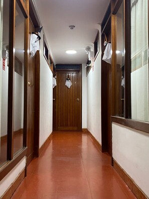 Hallway - La Casa de Wayna B&H (Cusco)