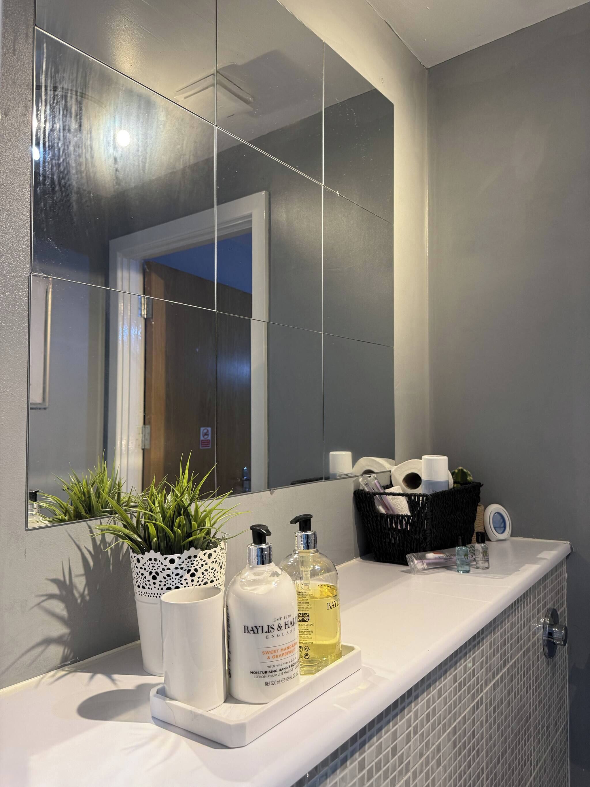 Apartment, 2 Bedrooms, Accessible, Balcony | Interior