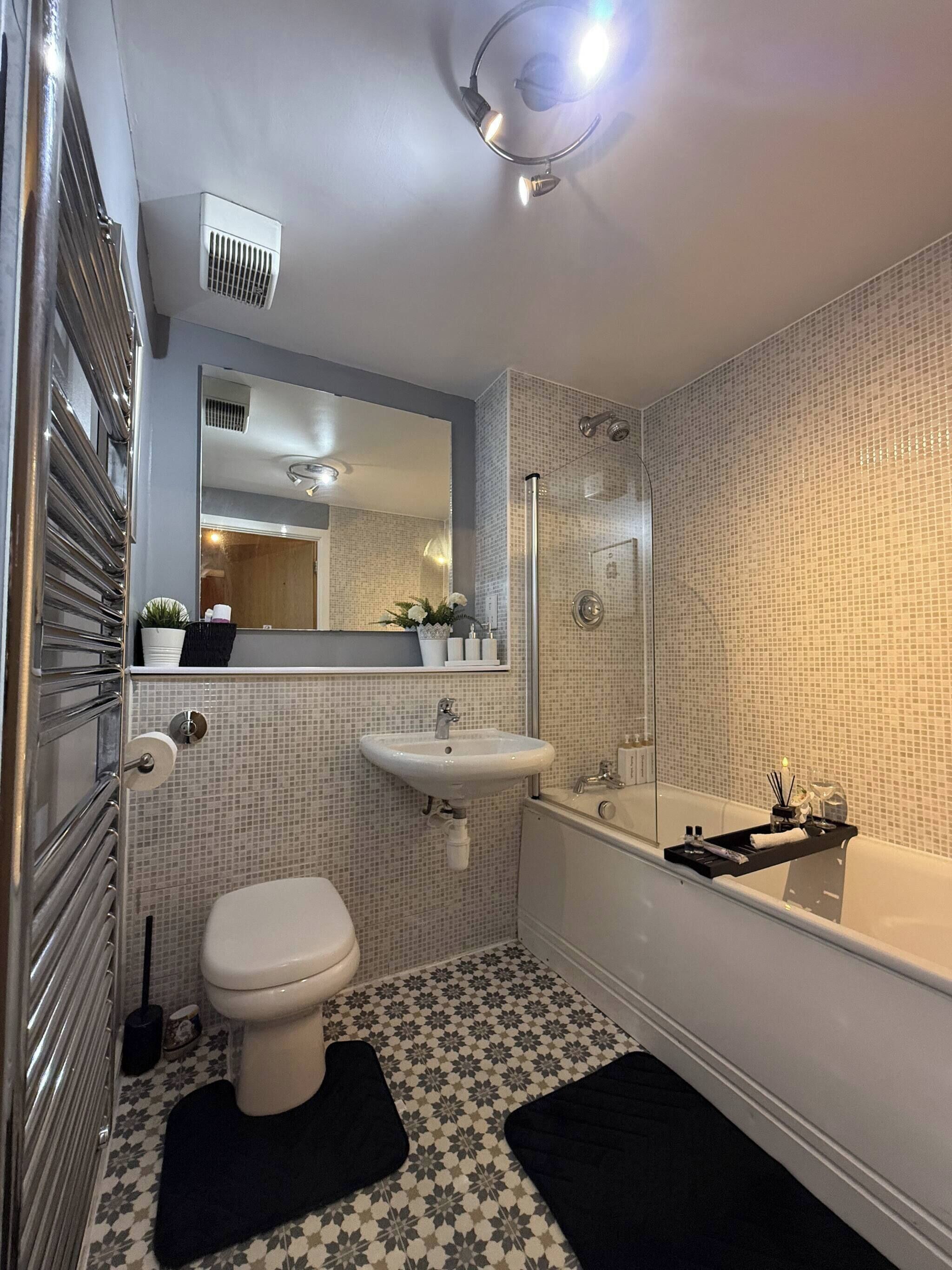 Appartement, 2 slaapkamers, toegankelijk voor mindervaliden, balkon | Badkamer | Toiletpapier