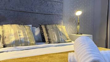 Apartment, 2 Bedrooms, Accessible, Balcony | 2 bedrooms