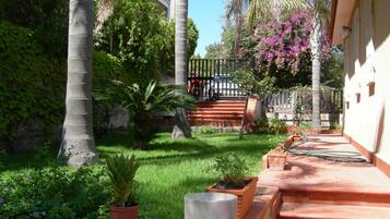 Enceinte de lâhĂ©bergement