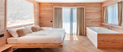 WiFi, bed sheets