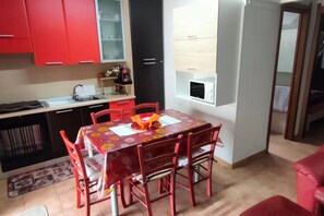 Dining room - Comfy Sardinian Retreat With Pool Access (Viddalba)
