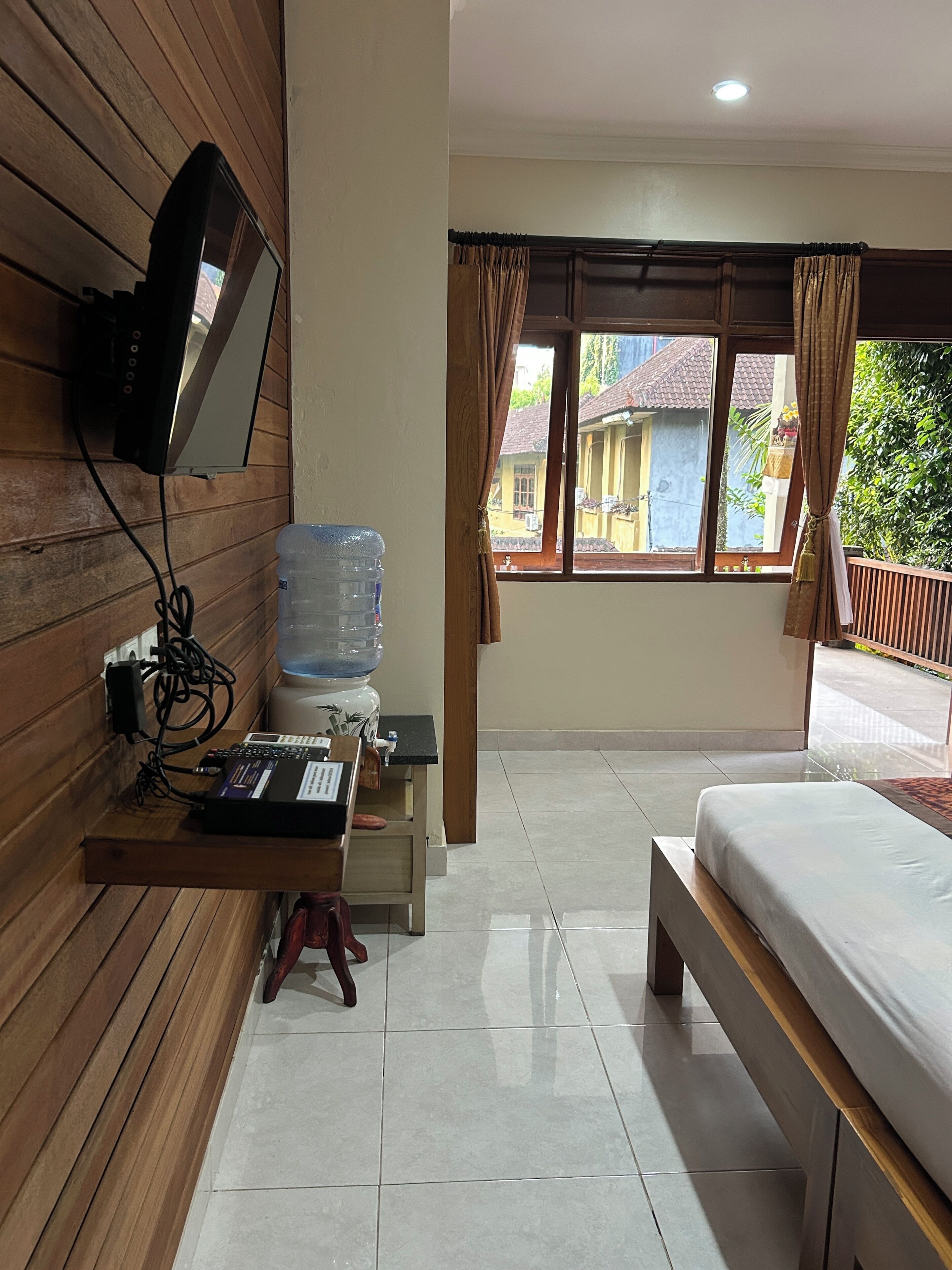 Deluxe Double or Twin Room, Balcony, Garden View | Soundproofing, iron/ironing board, free WiFi