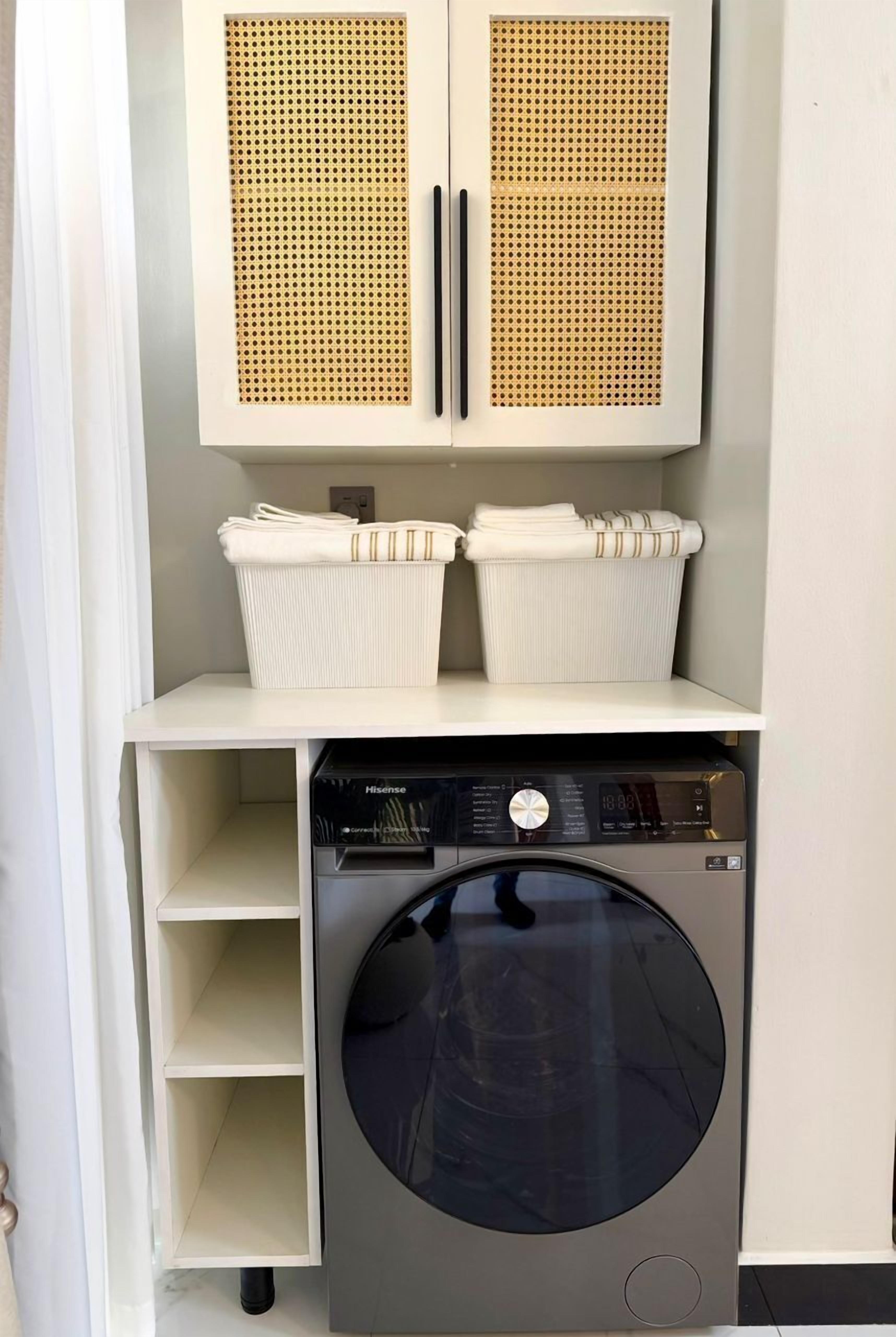 Deluxe Apartment, Balcony, City View | Bathroom