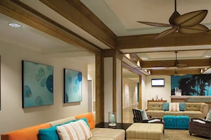 Interior - Ocean Front 1 bedroom Marriott's BeachPlace Towers - Full Resort Access Sleeps 4 (Fort Lauderdale)