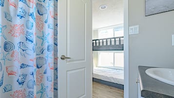 3 chambres, Wi-Fi, draps fournis